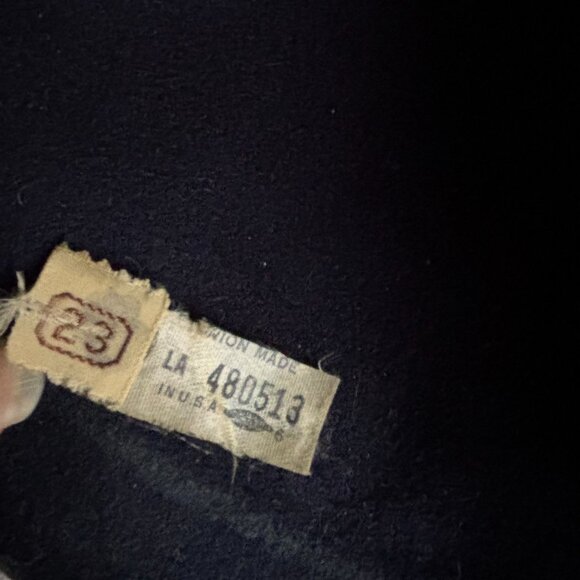 1920s 1930s Black Wool Cloche Hat with Feathers - Picture 16 of 16